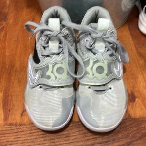 Nike KD basketball shoes 7